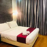 Vortex Suites Klcc By Hibernate